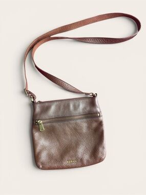 Fossil Brown Pebbled Leather Crossbody Purse